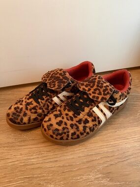 Steve Madden Leopard Print Sneakers - Brown & Black